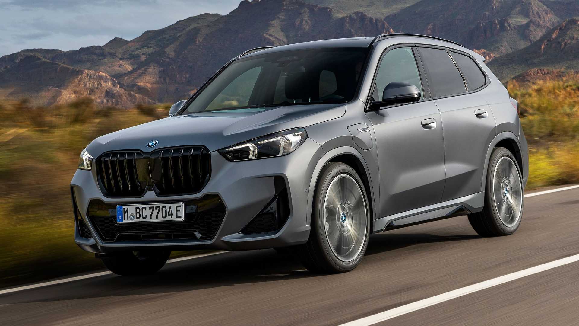 BMW vai produzir no Brasil a linha 2023 dos modelos X1 e Série 3; veja